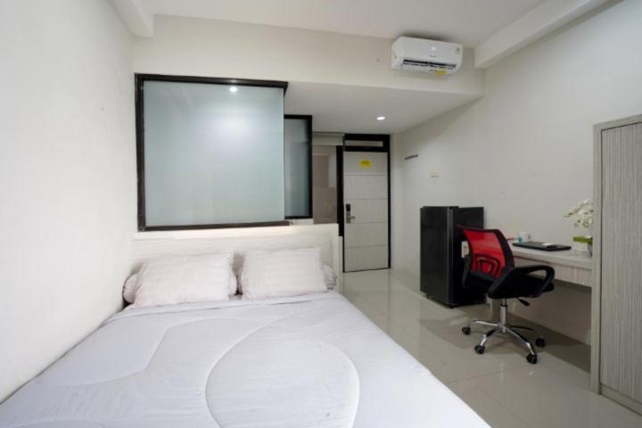 Dparagon Kalijudan Surabaia Exterior foto